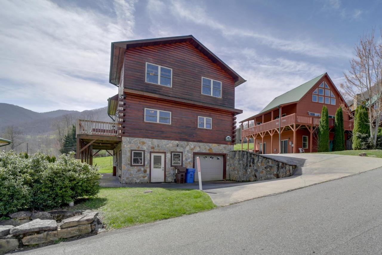 Maggie Valley Cabin With Private Hot Tub And Game Room Exterior photo